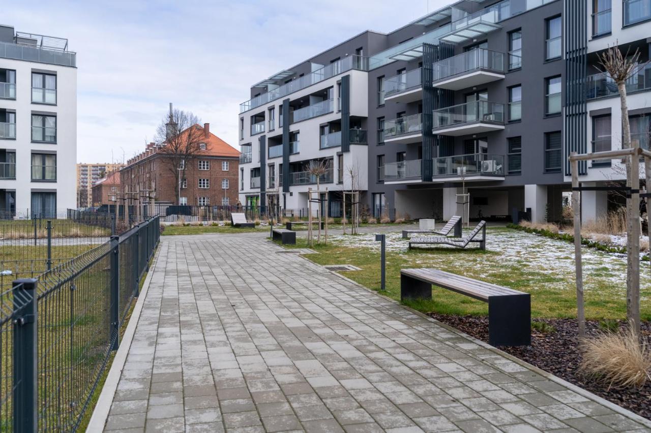 Lotte Apartment - Parking Podziemny, Osiedle Strzezone Gliwice Exteriör bild