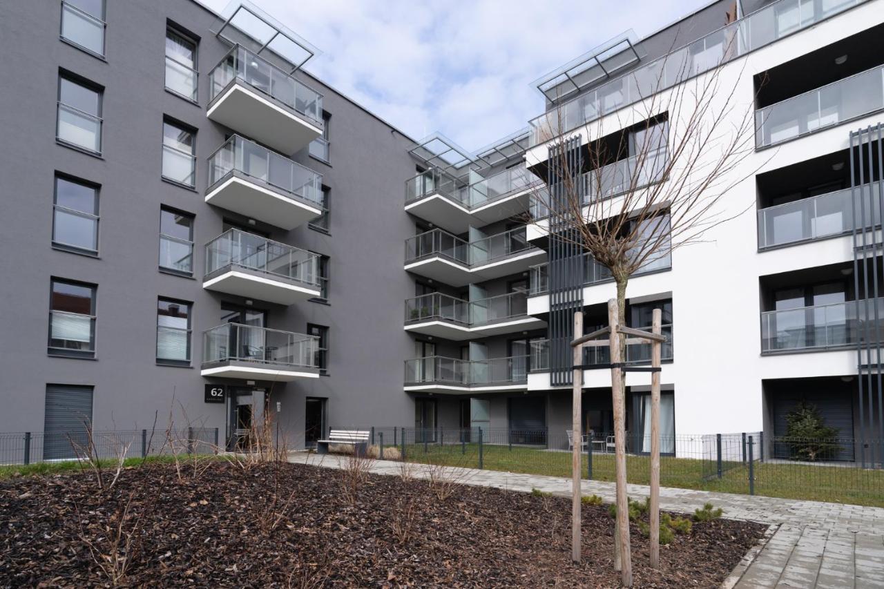Lotte Apartment - Parking Podziemny, Osiedle Strzezone Gliwice Exteriör bild