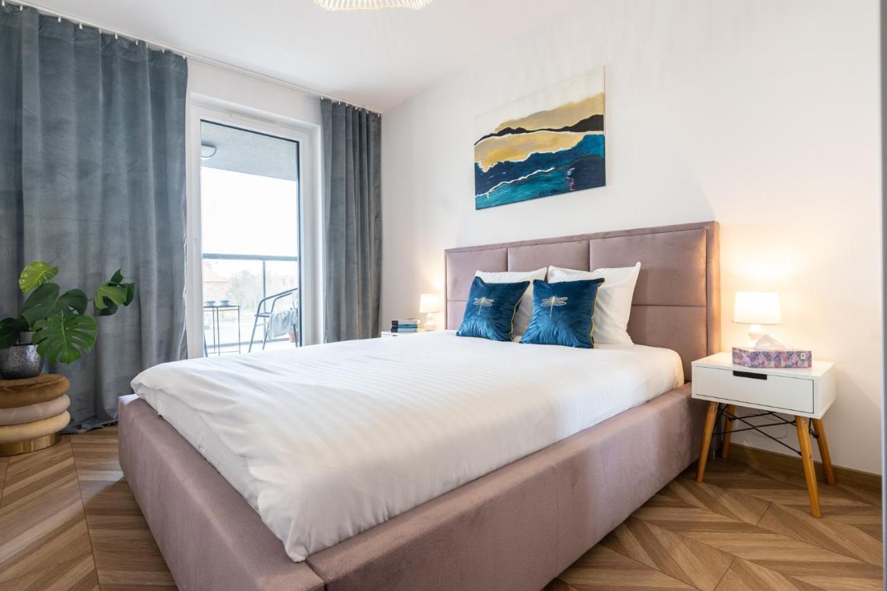 Lotte Apartment - Parking Podziemny, Osiedle Strzezone Gliwice Exteriör bild