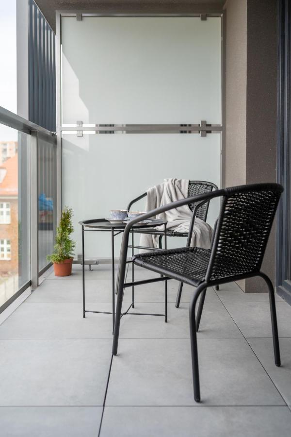 Lotte Apartment - Parking Podziemny, Osiedle Strzezone Gliwice Exteriör bild